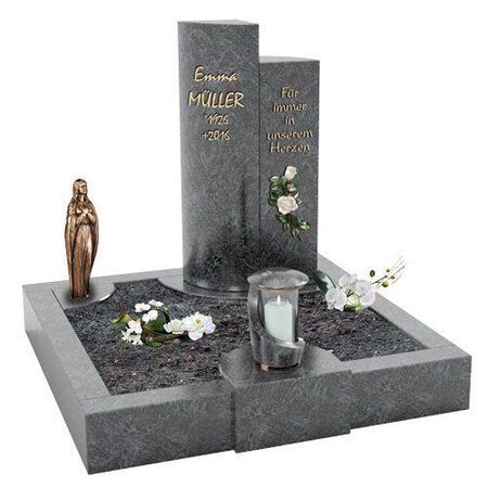 Grabstein mit Grabeinfassung "Emma MÜLLER"