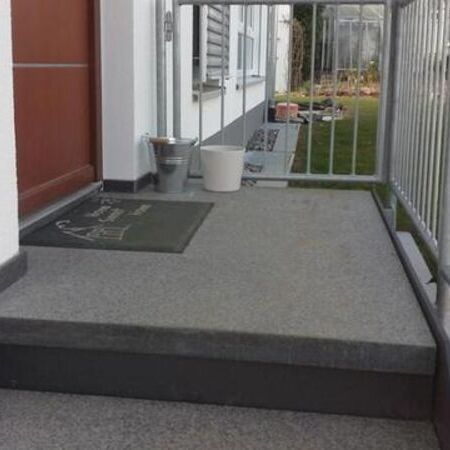Treppenpodest aus Granit